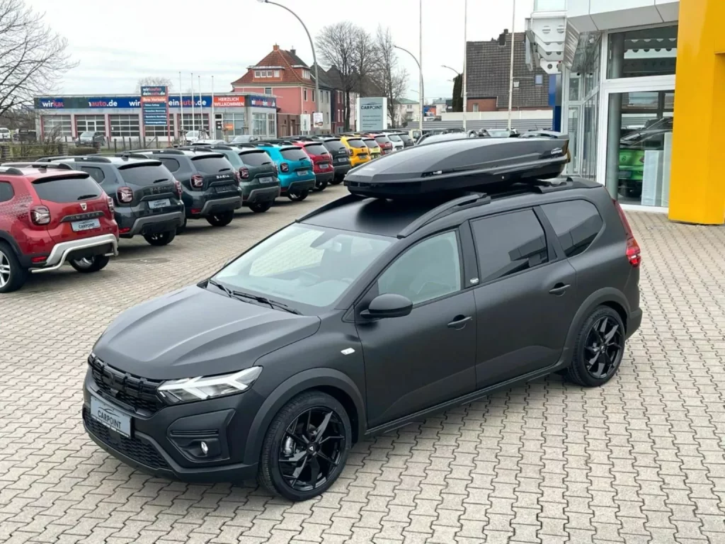 El Dacia Jogger gana puntos en deportividad y funcionalidad 6 Motor16 2024 Dacia Jogger Carpoint Edition 2 Motor16