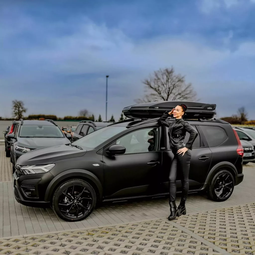El Dacia Jogger gana puntos en deportividad y funcionalidad 4 Motor16 2024 Dacia Jogger Carpoint Edition. Imagen.