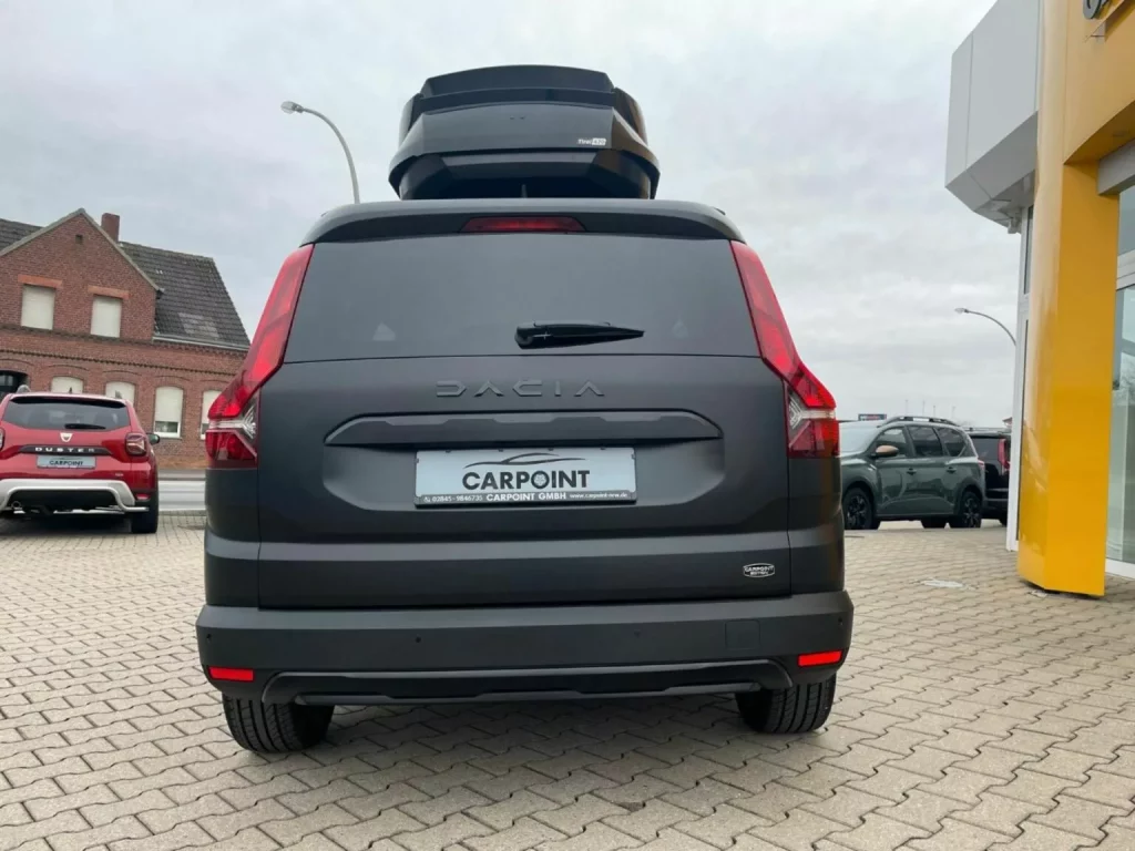 El Dacia Jogger gana puntos en deportividad y funcionalidad 10 Motor16 2024 Dacia Jogger Carpoint Edition 6 Motor16