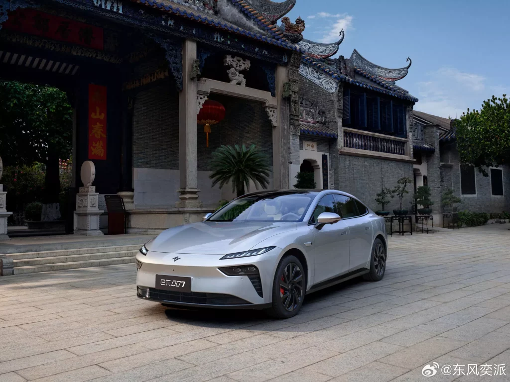 Dongfeng eπ 007. Un interesante eléctrico a mitad de precio de Model 3 14 Motor16 2024 Dongfeng Ep 007 10 Motor16