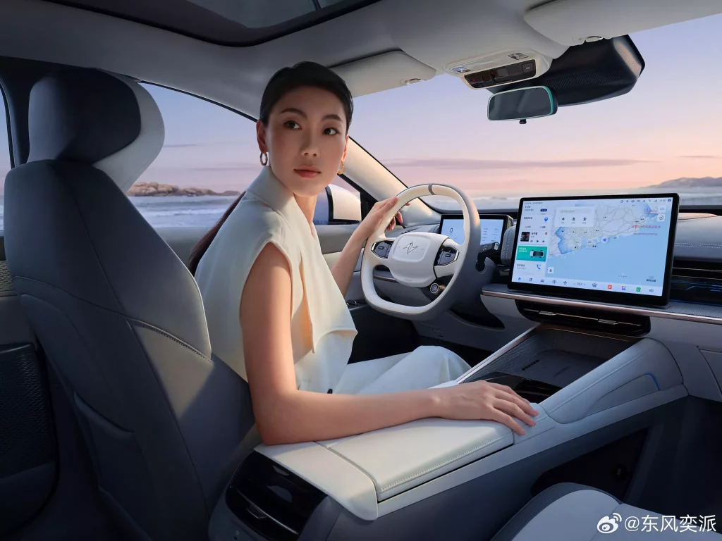 Dongfeng eπ 007. Un interesante eléctrico a mitad de precio de Model 3 43 Motor16 2024 Dongfeng Ep 007 39 Motor16