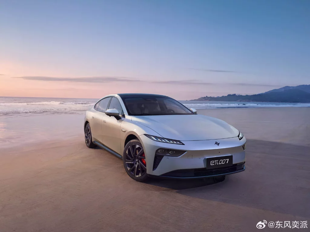 Dongfeng eπ 007. Un interesante eléctrico a mitad de precio de Model 3 12 Motor16 2024 Dongfeng Ep 007 8 Motor16