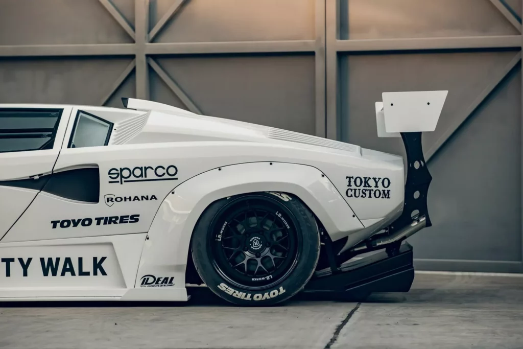 El Lamborghini Countach más trasgresor lo firma Liberty Walk 15 Motor16 2024 Liberty Walk Lamborghini Countach 14 Motor16