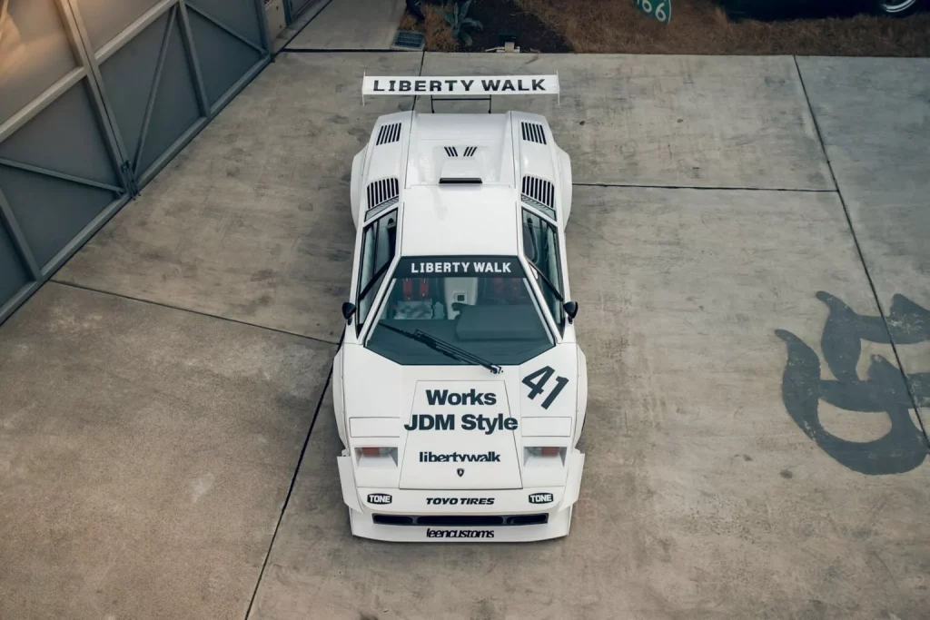 El Lamborghini Countach más trasgresor lo firma Liberty Walk 1 Motor16 2024 Lamborghini Countach Liberty Walk. Imagen.