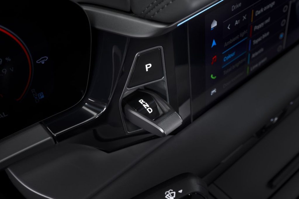2024 Porsche Macan electrico 23 Motor16