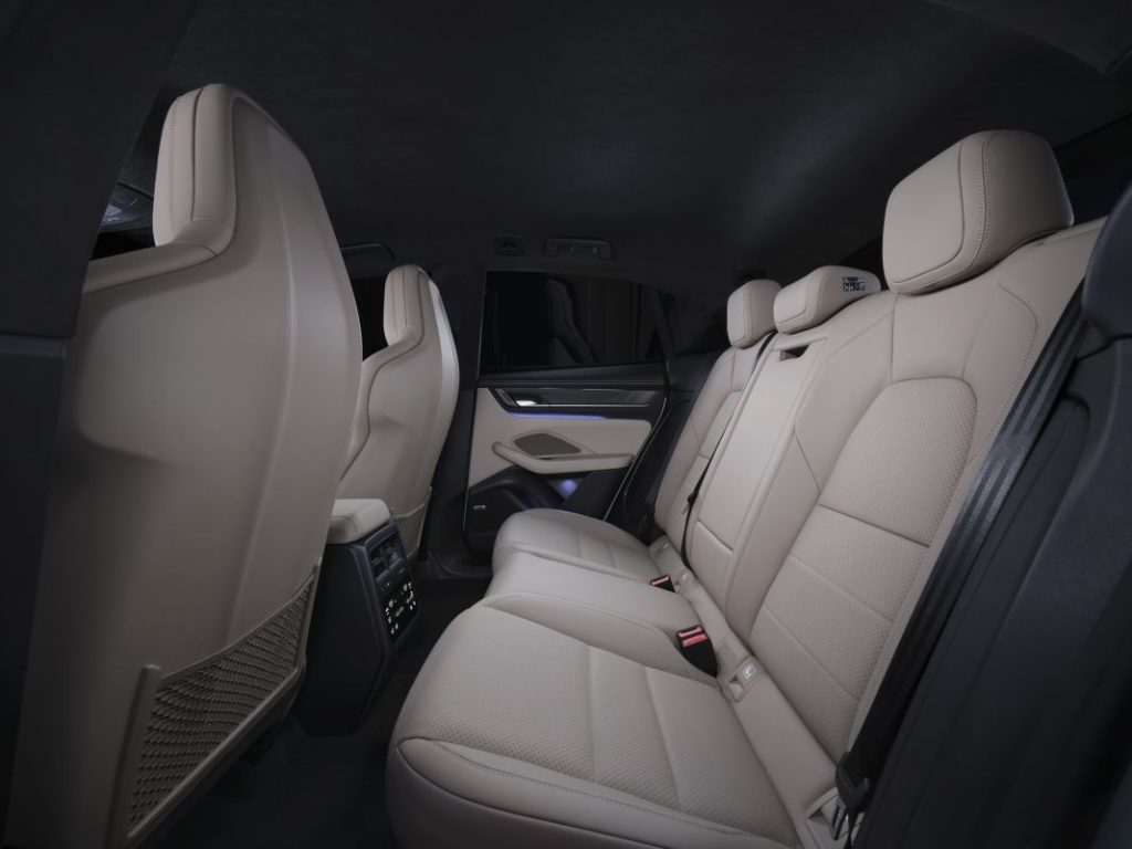 2024 Porsche Macan electrico 35 Motor16