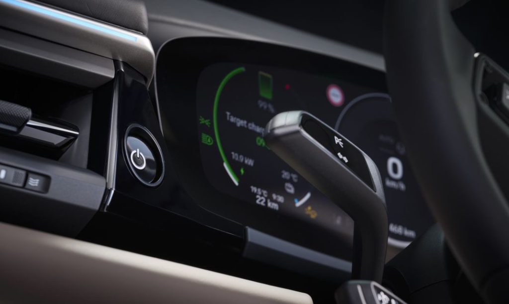 2024 Porsche Macan electrico 42 Motor16