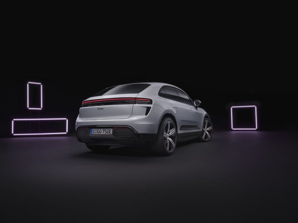 2024 Porsche Macan electrico 48 Motor16