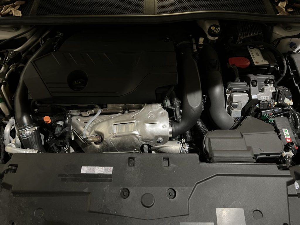 Probamos el Citroën C5 X Plug In Hybrid 180 Plus. Máxima eficiencia a todo confort 23 Motor16 2024 Prueba Citroen C5 X Hybrid 180 1 Motor16