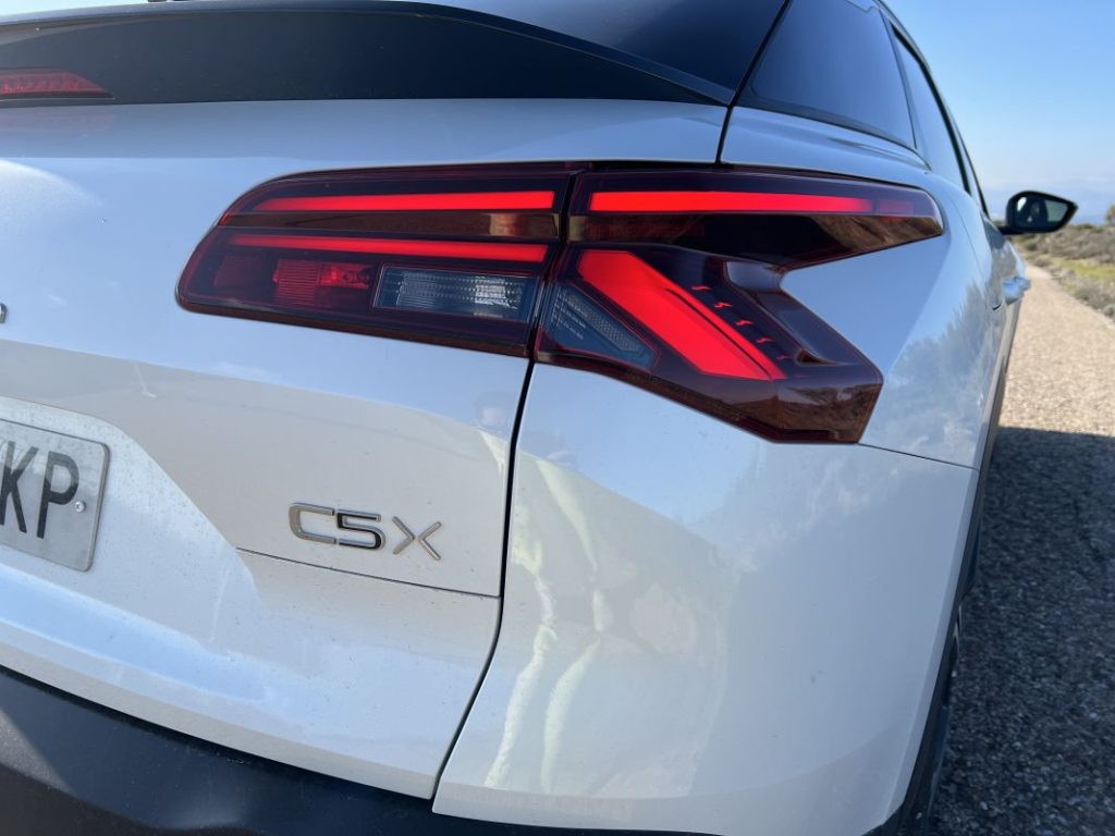 Probamos el Citroën C5 X Plug In Hybrid 180 Plus. Máxima eficiencia a todo confort 21 Motor16 2024 Prueba Citroen C5 X Hybrid 180 21 Motor16