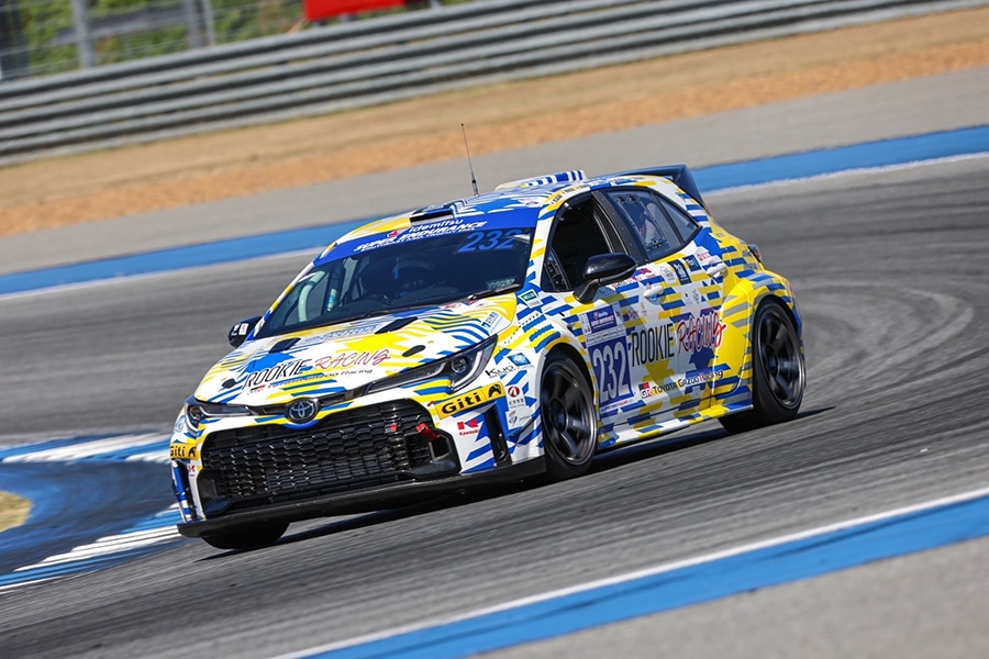 GR Yaris Rally2 H2 Concept: Toyota firma el coche de rallyes más respetuoso con el medio ambiente 1 Motor16 2024 Toyota GR Corolla 10 Horas de Tailandia. Imagen portada.