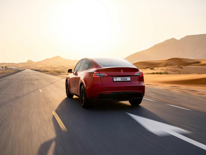 Tesla aún sigue siendo la marca de coches eléctricos a batir... Por poco 2 Motor16 dgt