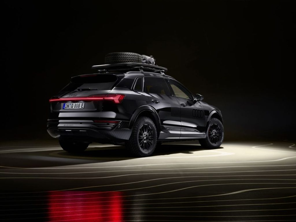 Audi Q8 e-tron edition Dakar... Por si te quieres sentir Carlos Sainz 13 Motor16 AUDI Q8 ETRON DAKAR EDITION 4 Motor16