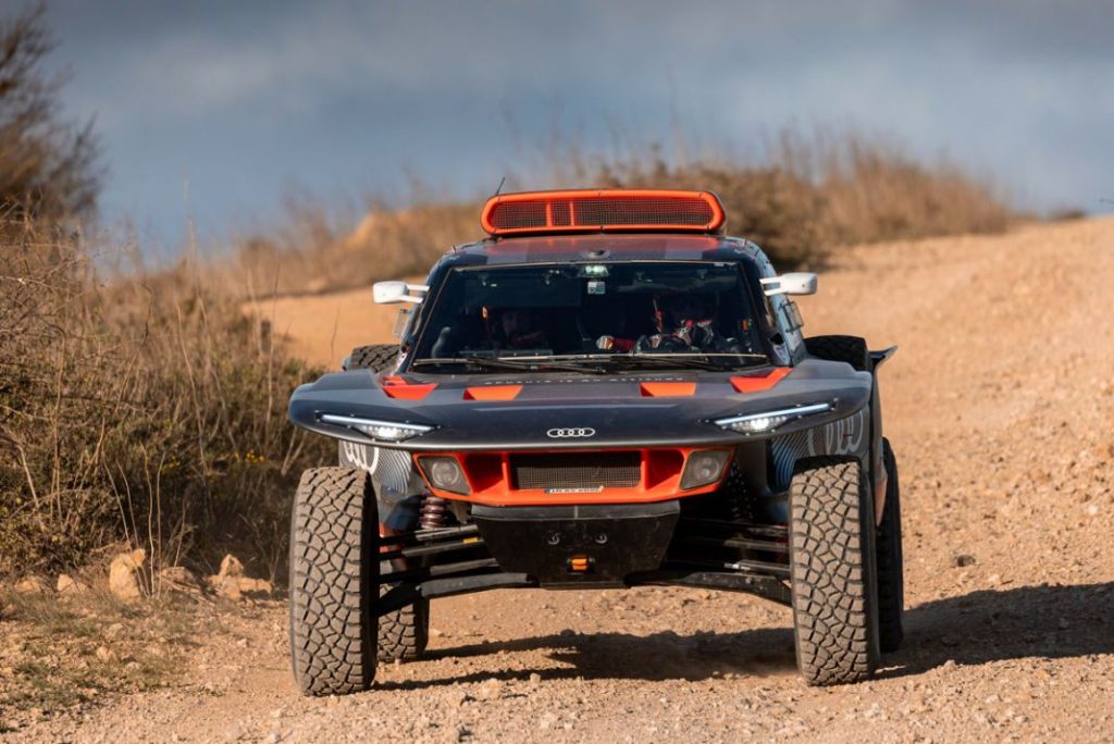 Así es el Audi RS Q e-tron que necesita hacer historia en el Dakar y también en las carreras 6 Motor16 AUDI RS Q E TRON 2 Motor16