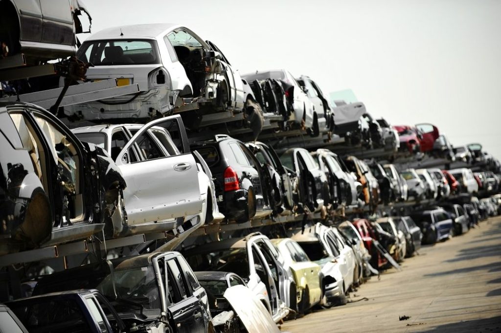 Así recicla un Centro Autorizado de Tratamiento tu viejo coche 3 Motor16 COLABORACIONES ESTRATÉGICAS: UNIENDO INDUSTRIAS HACIA UN OBJETIVO COMÚN