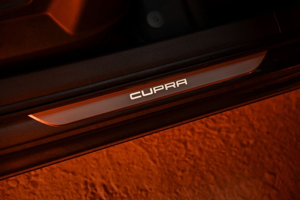 El Cupra Ateca amplía su oferta con una versión de 190 CV y tracción total 41 Motor16 CUPRA Ateca 190cv14 Motor16