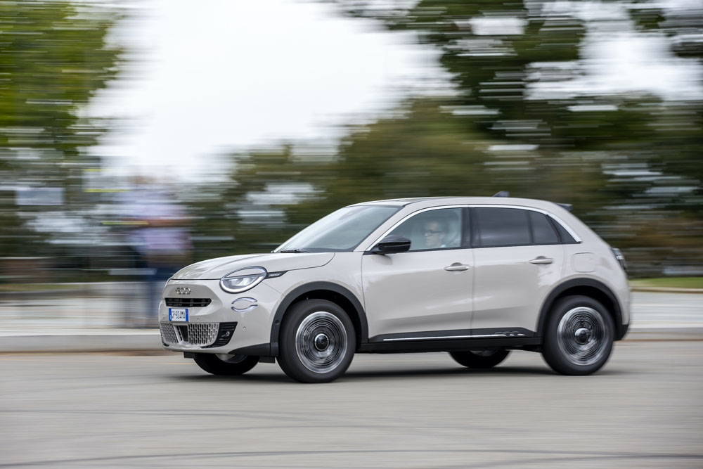 Primera prueba del Fiat 600e. Un 'clásico' a la vanguardia 4 Motor16 FIAT 600E 1 Motor16