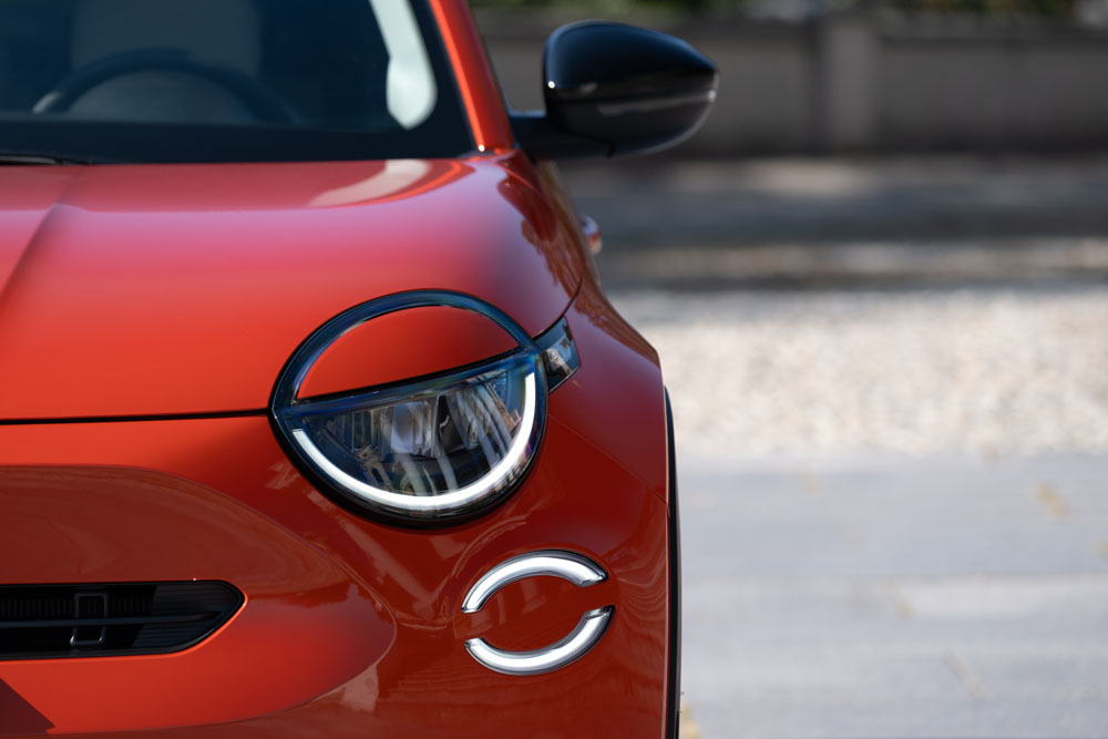 Primera prueba del Fiat 600e. Un 'clásico' a la vanguardia 20 Motor16 FIAT 600E 10 Motor16