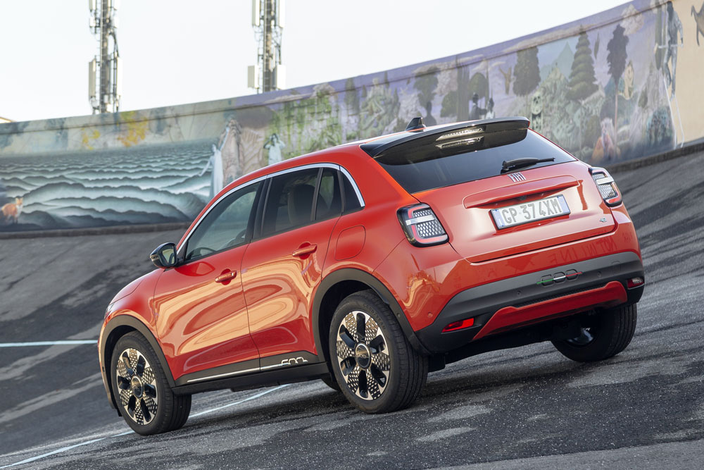 Primera prueba del Fiat 600e. Un 'clásico' a la vanguardia 8 Motor16 FIAT 600E 3 Motor16