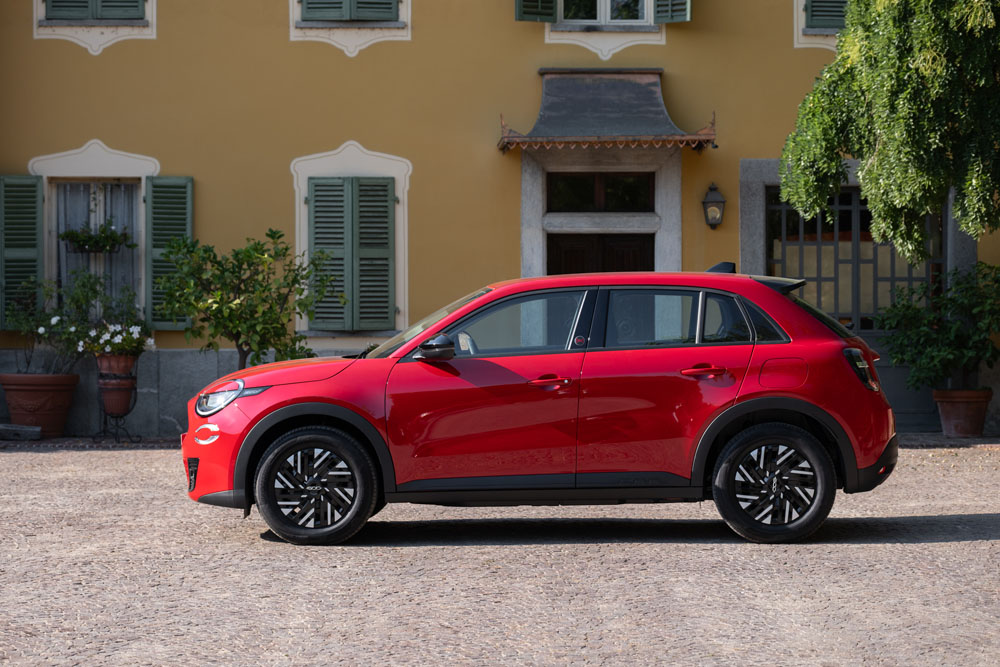 Primera prueba del Fiat 600e. Un 'clásico' a la vanguardia 50 Motor16 FIAT 600E 40 Motor16