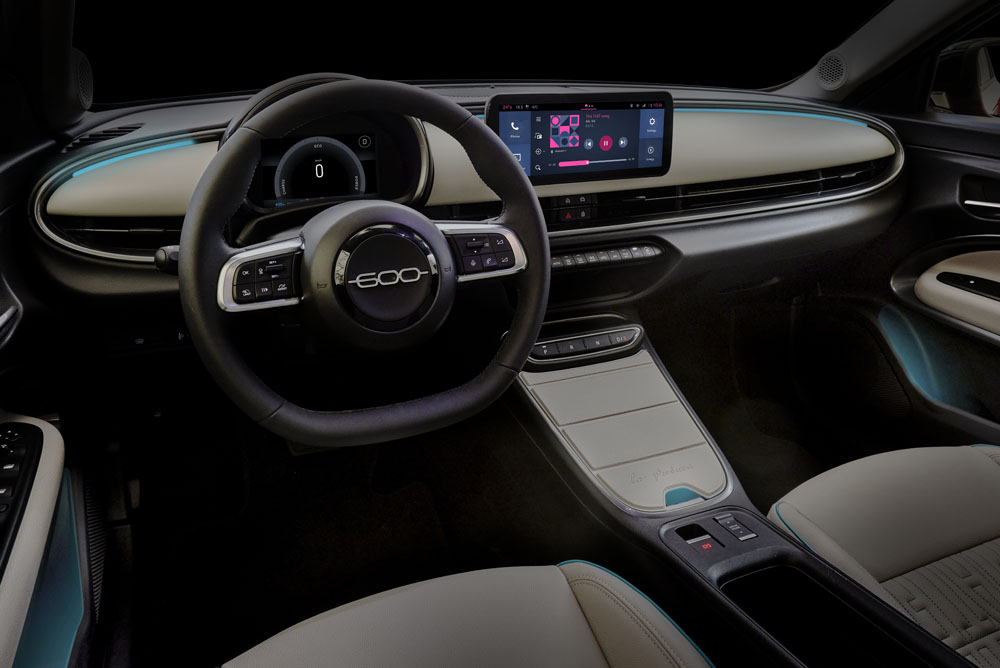 Primera prueba del Fiat 600e. Un 'clásico' a la vanguardia 75 Motor16 FIAT 600E 65 Motor16