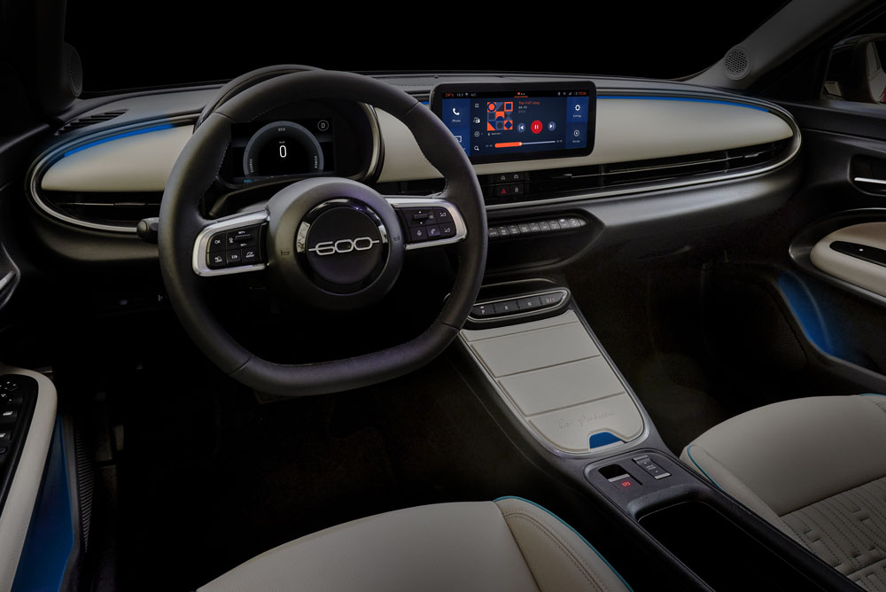 Primera prueba del Fiat 600e. Un 'clásico' a la vanguardia 76 Motor16 FIAT 600E 66 Motor16