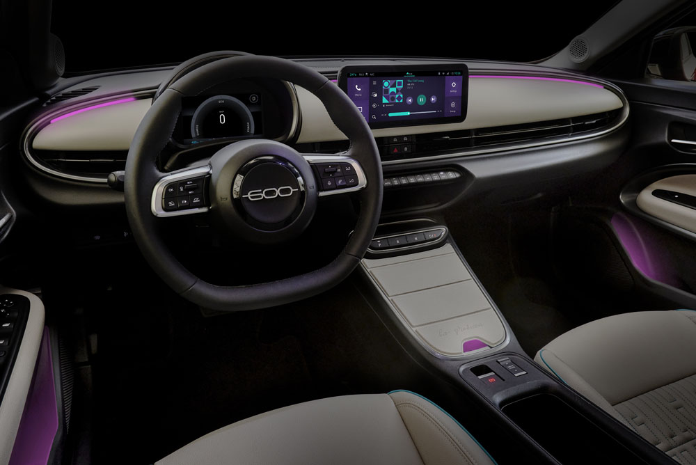 Primera prueba del Fiat 600e. Un 'clásico' a la vanguardia 78 Motor16 FIAT 600E 68 Motor16