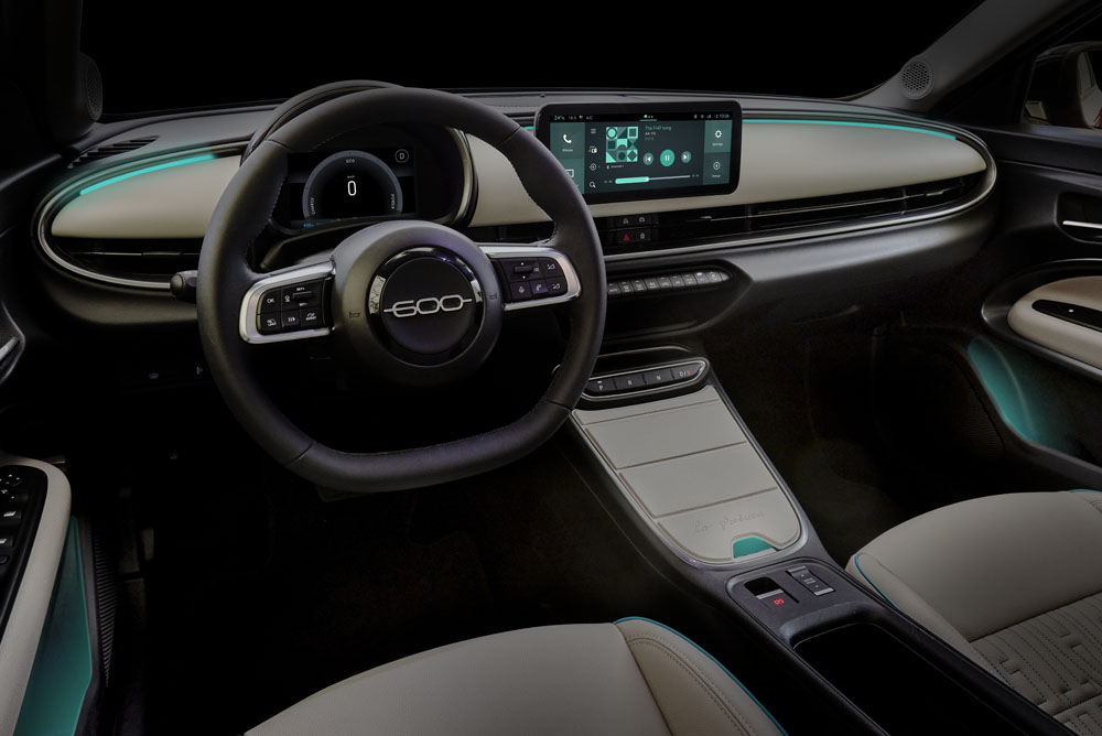 Primera prueba del Fiat 600e. Un 'clásico' a la vanguardia 79 Motor16 FIAT 600E 69 Motor16