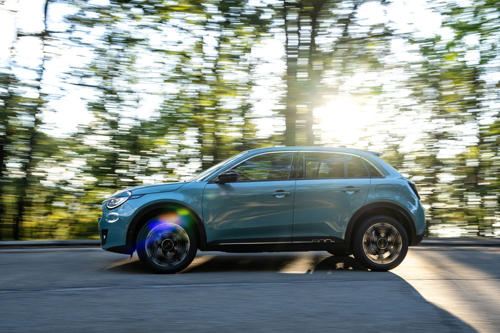 Primera prueba del Fiat 600e. Un 'clásico' a la vanguardia 87 Motor16 FIAT 600E 77 Motor16