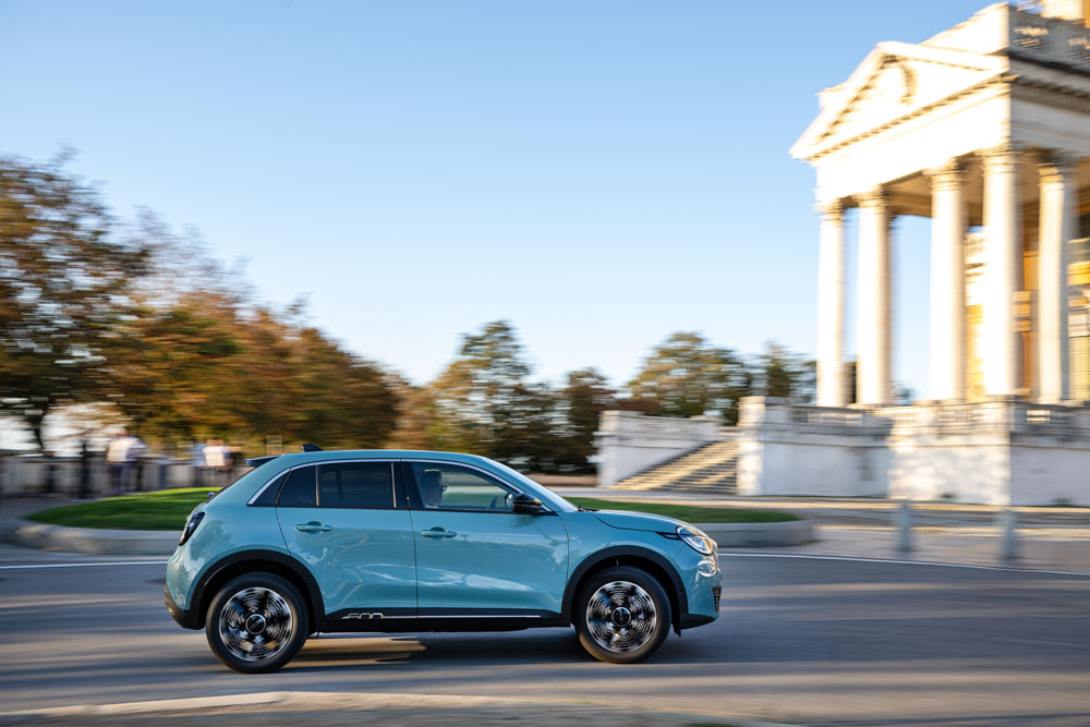 Primera prueba del Fiat 600e. Un 'clásico' a la vanguardia 88 Motor16 FIAT 600E 78 Motor16
