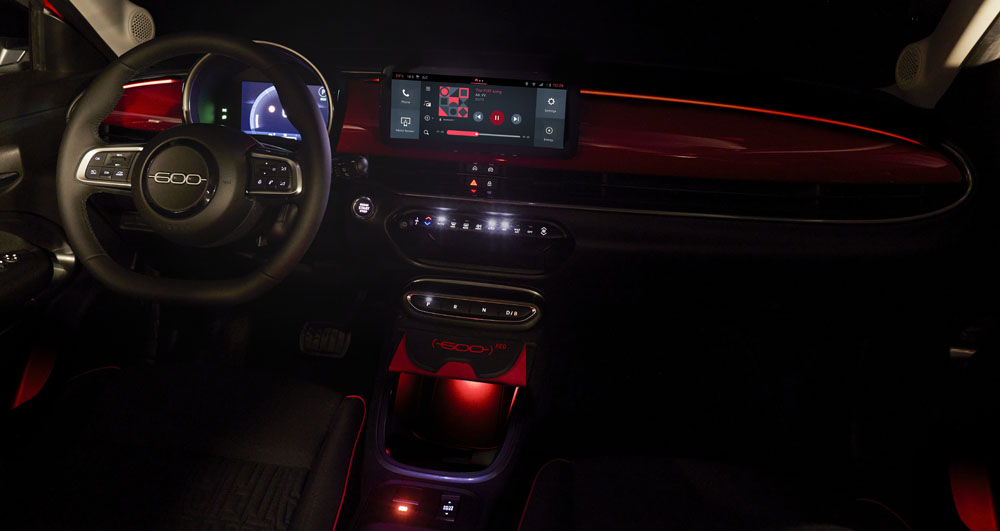 Primera prueba del Fiat 600e. Un 'clásico' a la vanguardia 3 Motor16 FIAT 600E 92 Motor16