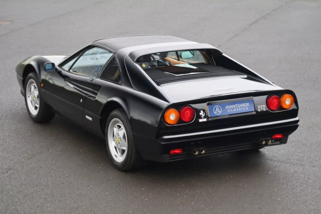 Ferrari 328 GTS 4 Motor16