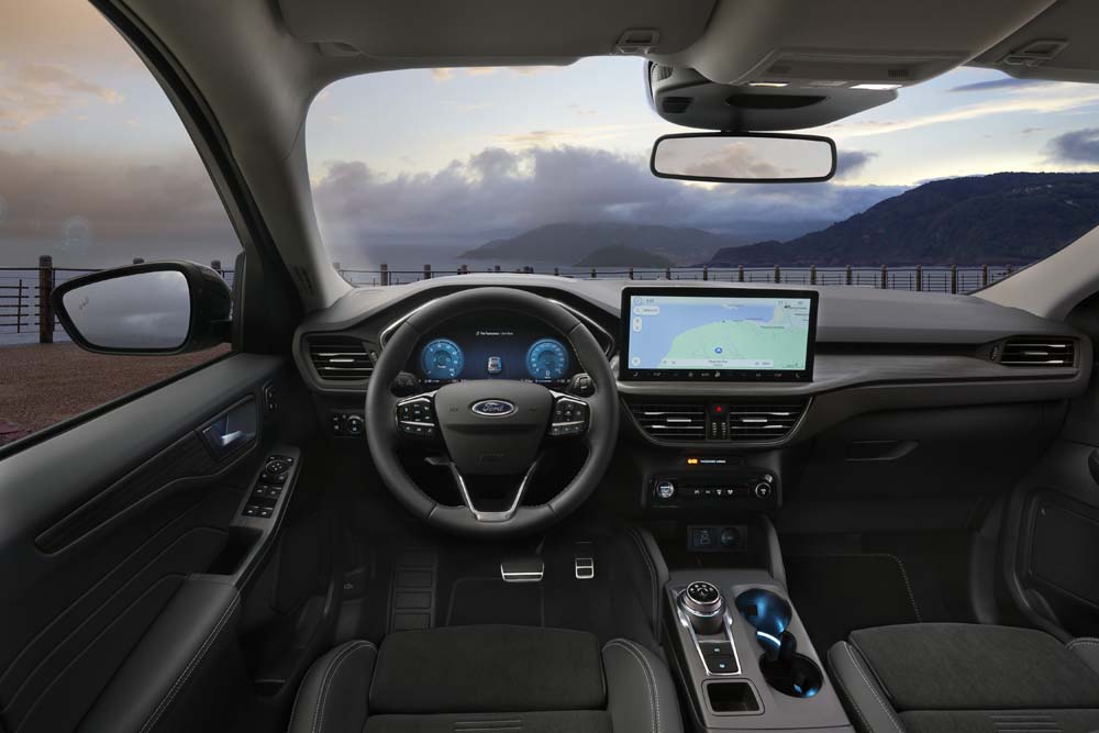 Así es el nuevo Ford Kuga 2024 con DNI español 17 Motor16 Ford Kuga 2024 11 1 Motor16
