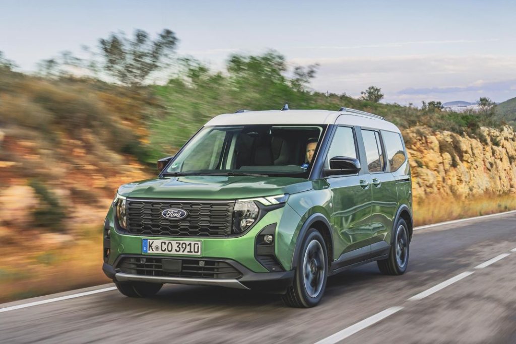 Nuevo Ford Tourneo Courier 2024. Una propuesta necesaria 4 Motor16 Ford Tourneo Courier 2024 1 Motor16