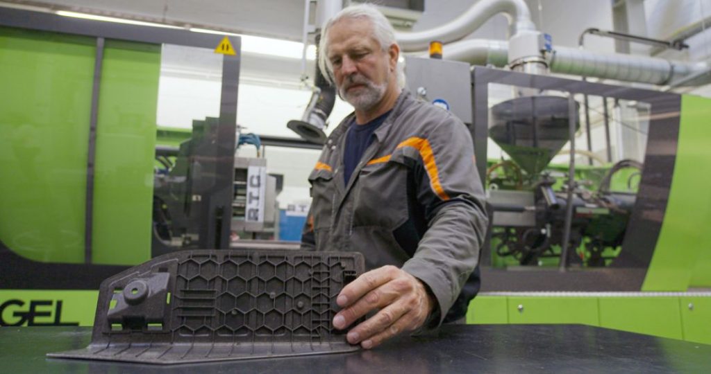 La marca de coches que quiere utilizar olivos españoles para fabricar componentes 1 Motor16 Ford piezas con olivos3 Motor16