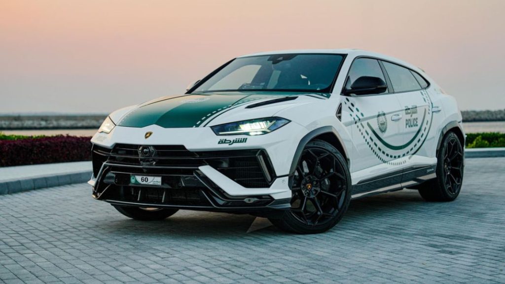 LAMBORGHINI URUS PERFORMANTE DUBAI 4 Motor16
