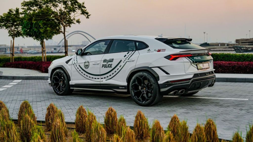 LAMBORGHINI URUS PERFORMANTE DUBAI 9 Motor16