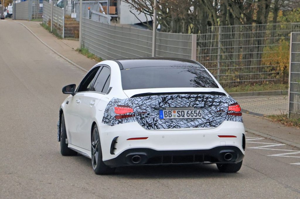 Mercedes AMG A35 sedan facelift 12 Motor16