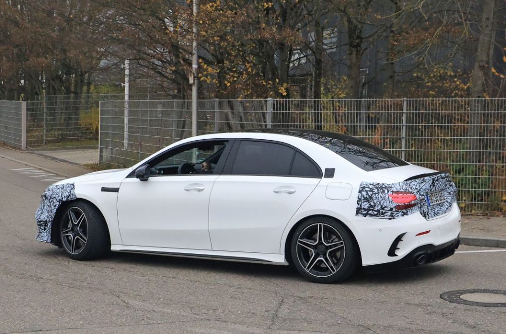 Mercedes AMG A35 sedan facelift 8 Motor16