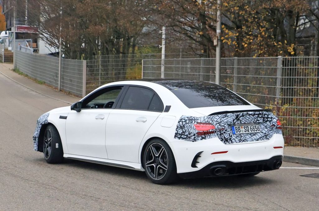 Mercedes AMG A35 sedan facelift 9 Motor16