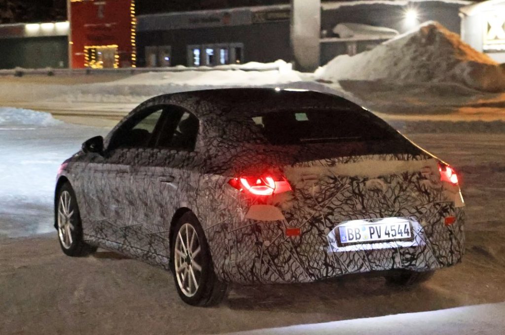 Mercedes CLA EV (10)