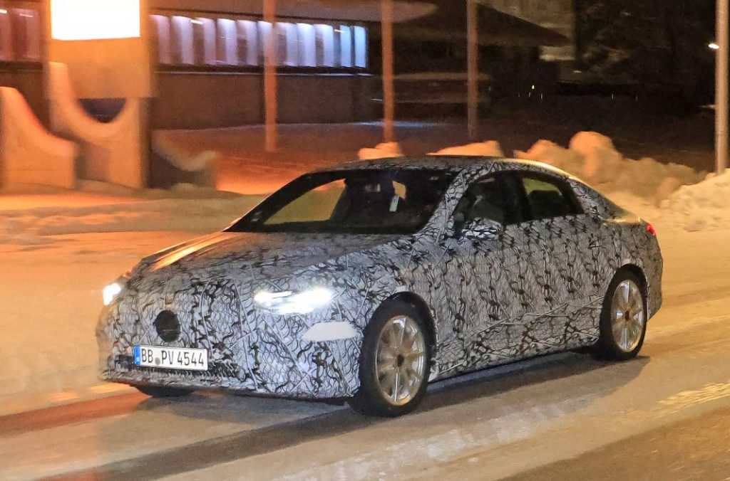Mercedes CLA EV 14 Motor16