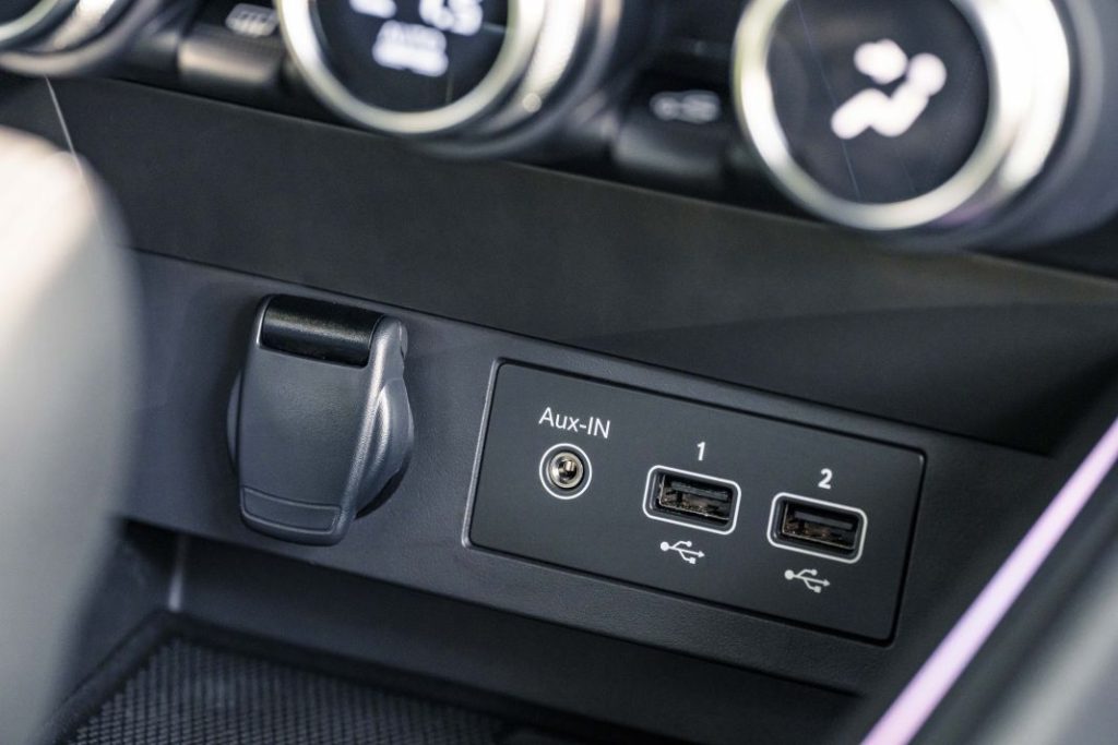 Mitsubishi Colt 160 HEV Kaiteki prueba 3 Motor16