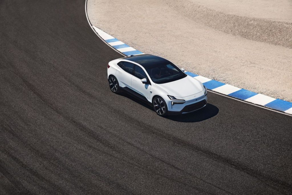 Inaugurado el espacio Polestar de la calle Rosselló para dar la bienvenida al Polestar 4 11 Motor16 Polestar 4 6 Motor16