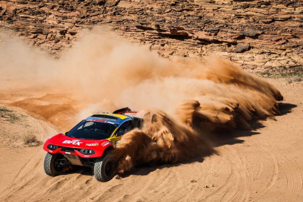 Sainz y Audi siguen al tran tran en el Dakar 5 Motor16 SEBASTIAN LOEB Motor16