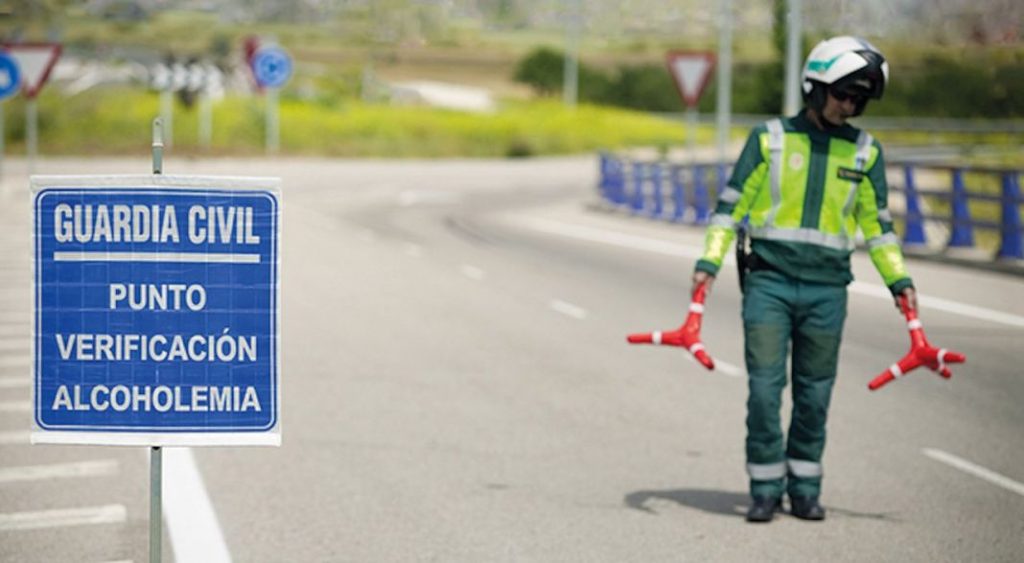 La DGT lo deja claro: Por estos motivos das positivo en un control de alcoholemia 127 Motor16 DGT