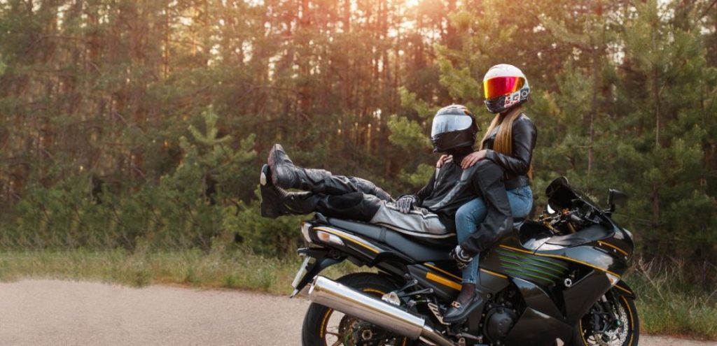 El truco infalible para saber si un casco de moto te queda bien llega desde Japón. Y es sencillísimo 100 Motor16 protección