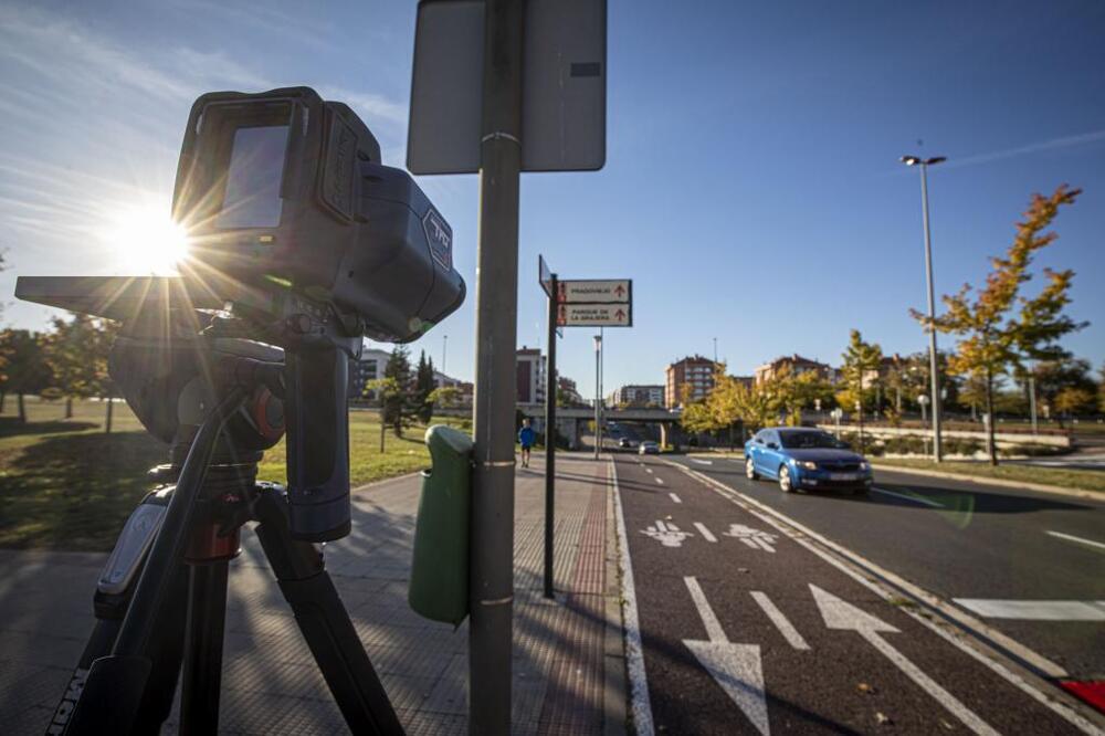 15 de enero: El día en que empieza a 'trabajar' el súper radar de Madrid 40 Motor16 velocidad