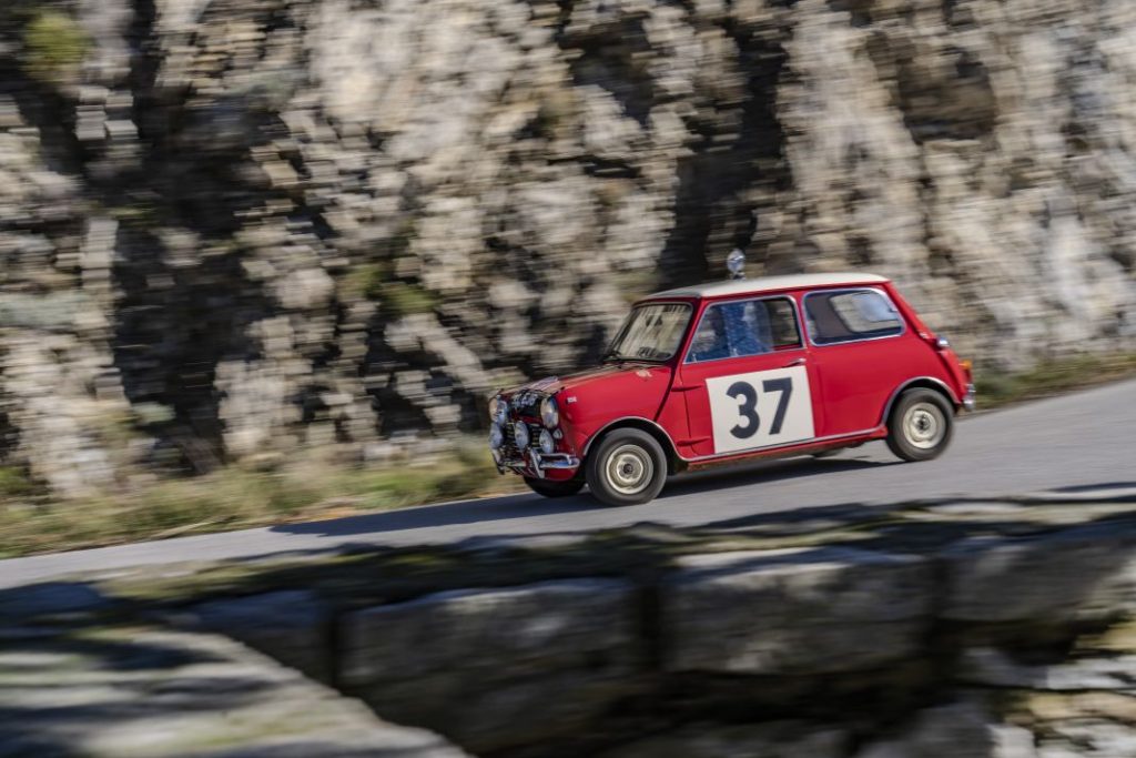 Se cumplen 60 años de la victoria de Mini en el Rally de Montecarlo 12 Motor16 mini clasico 60 anos victoria rally de montecarlo 7 Motor16