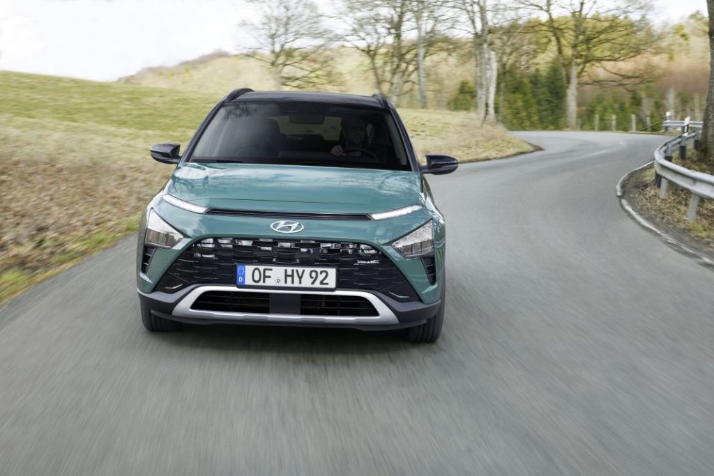 Oferta: Con 5.100 euros de descuento, este SUV está disponible desde 16.040 euros 2 Motor16 oferta Hyundai BAYON 8 Motor16